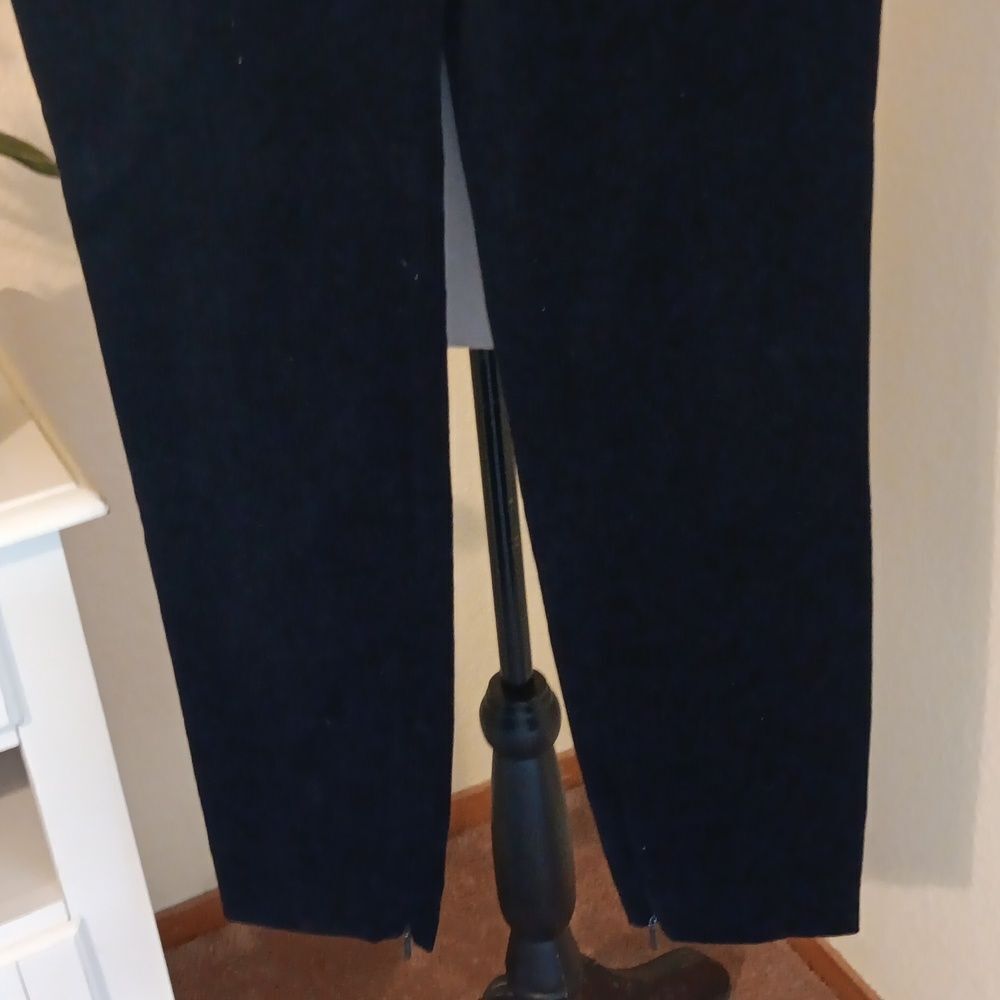 Gucci Elegant Black Velvet Pants - Picture 3 of 12